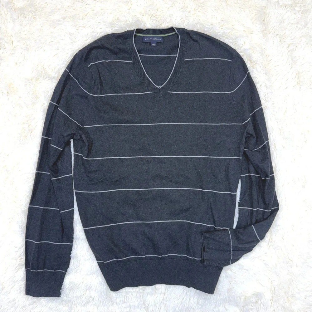 Banana Republic V-Neck Sweater Mens Large Gray Silk Cashmere Blend Striped Knit